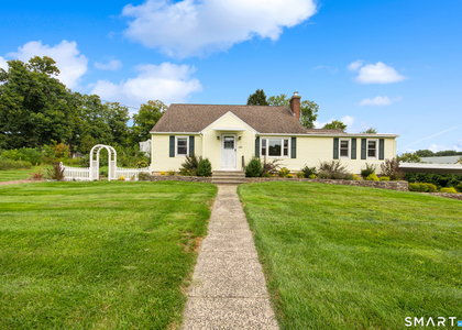480 Higgins Road - Photo 1