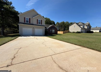 1664 Zacharys Way - Photo 1
