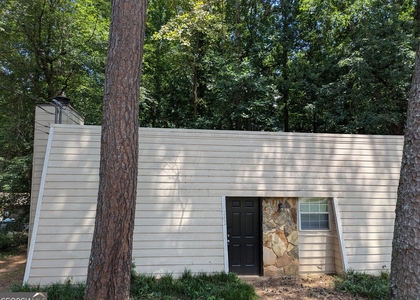 242 Rustwood Drive - Photo 1