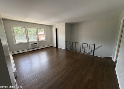 55 Terrace Avenue - Photo 1