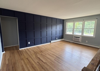 55 Terrace Avenue - Photo 1