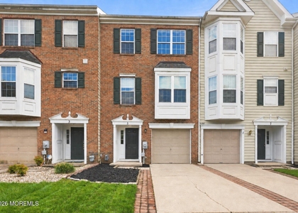 5 Alexandra Court - Photo 1