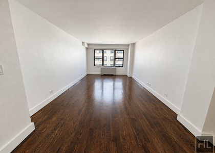 East 63 Street - Photo 1
