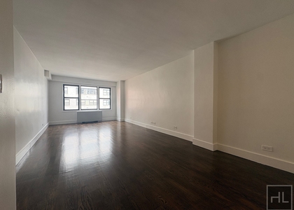 East 63 Street - Photo 1