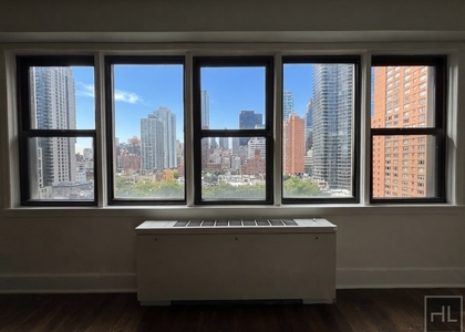 East 63 Street - Photo 1