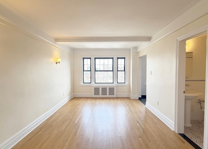 Christopher Street - Photo 1