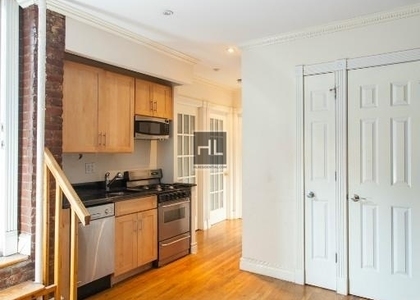 East 13 Street - Photo 1