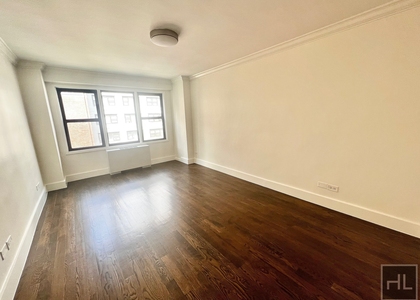 East 63 Street - Photo 1