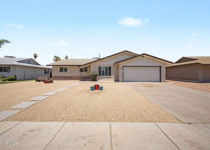 408 E La Jolla Drive - Photo 1