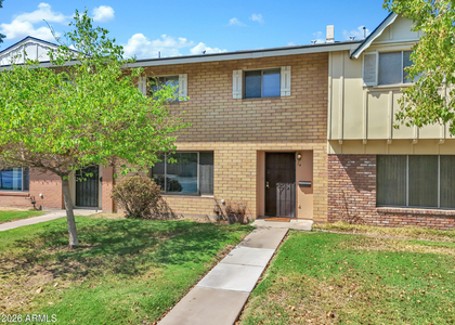 14 E Hermosa Drive - Photo 1