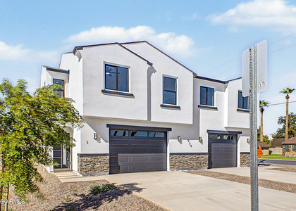 920 E Pasadena Avenue - Photo 1
