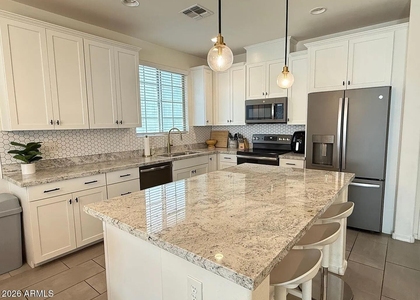 2658 S Harmony Avenue - Photo 1
