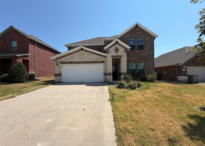 633 Cedar Springs Drive - Photo 1