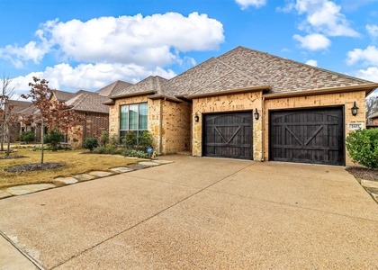 1603 Trowbridge Circle - Photo 1