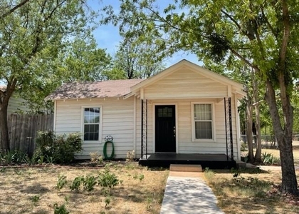 1530 Portland Avenue - Photo 1