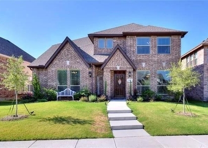 616 Crockett Drive - Photo 1