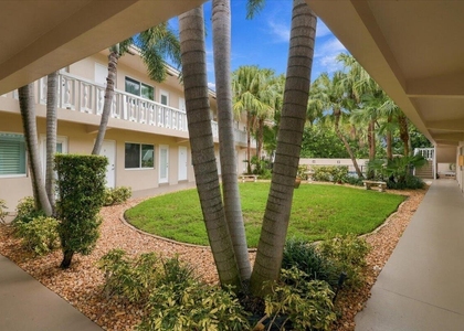2110 Ne 39th Street - Photo 1