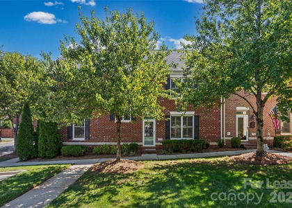 706 Kingsley Way - Photo 1