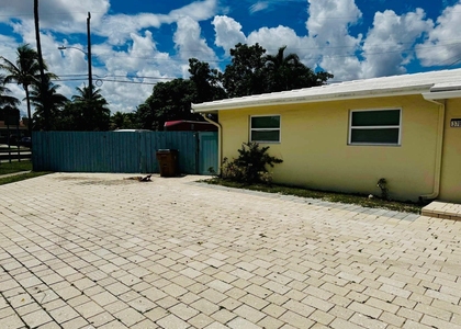 3701 Nw 4th Avenue - Photo 1