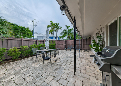 701 Ne 22nd Drive - Photo 1