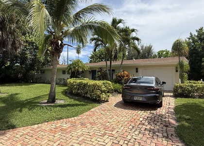 228 Lake Terrace - Photo 1