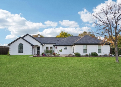 10072 Manor Way - Photo 1