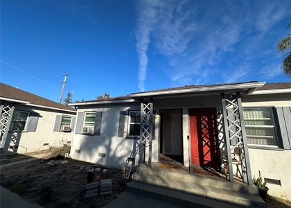 901 N San Gabriel Avenue - Photo 1