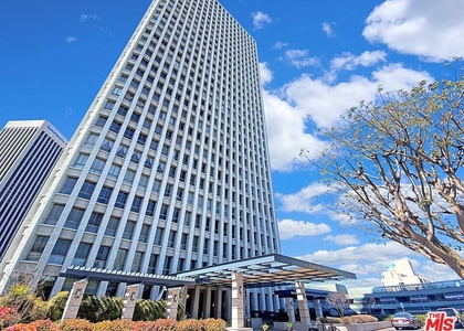 800 W 1st Street - Photo 1