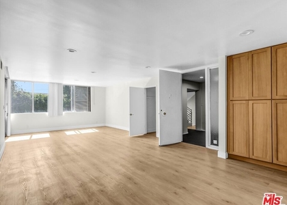 9221 Charleville Boulevard - Photo 1