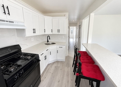 6052 80th Avenue - Photo 1