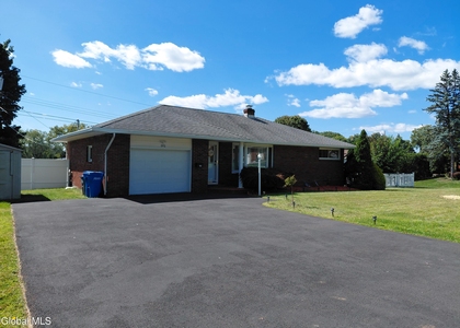 192 Shaker Park Drive - Photo 1