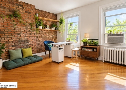 226 Court Street - Photo 1