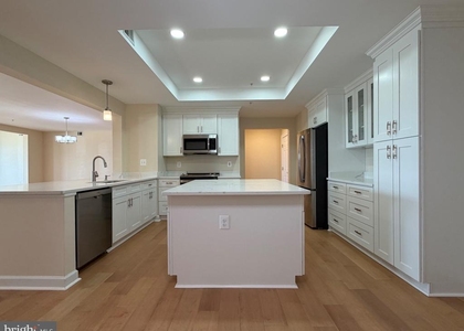 485 Harbor Side Street - Photo 1