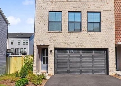 43595 Farringdon Square - Photo 1