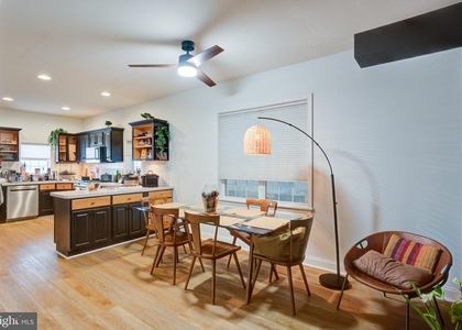 881 N 5th Street - Photo 1