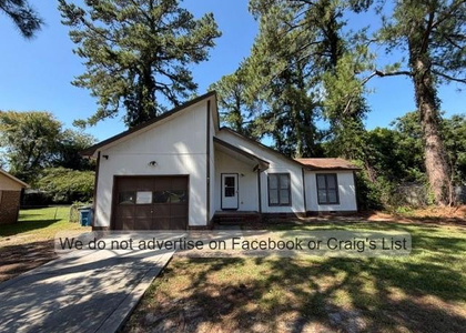 1106 Thornwood Place - Photo 1