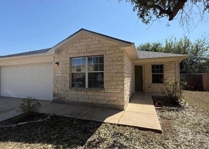 940 Goldenrod St - Photo 1