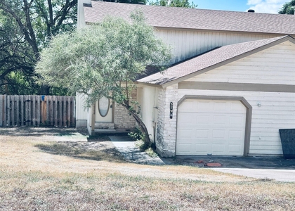379 Fantail Loop - Photo 1