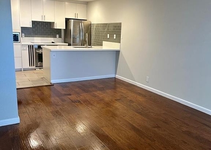 3110 Red River St - Photo 1