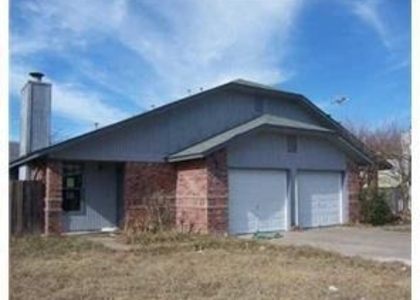 1210 Hyridge St - Photo 1
