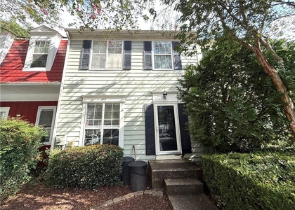 805 Wedgewood Way - Photo 1
