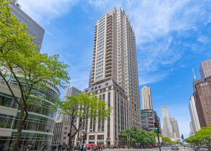 118 E Erie Street - Photo 1