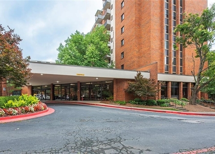 300 Johnson Ferry Road - Photo 1