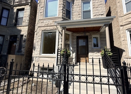 1334 N Ridgeway Avenue - Photo 1