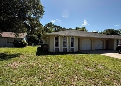 933 Se 24th Avenue - Photo 1