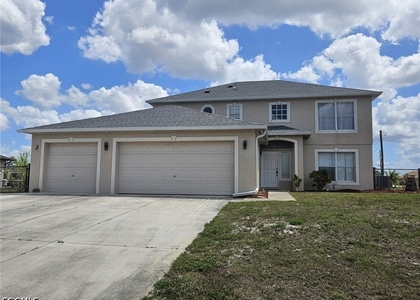 2412 King Avenue N - Photo 1