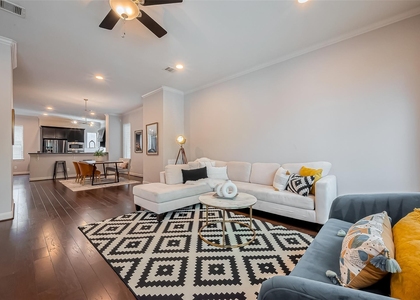 2808 St Emanuel Street - Photo 1