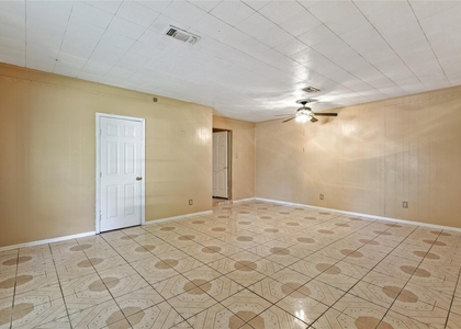 2817 Lancaster Lane - Photo 1