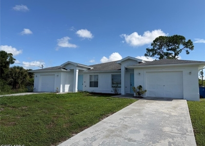 4822/4824 Leonard Boulevard S - Photo 1