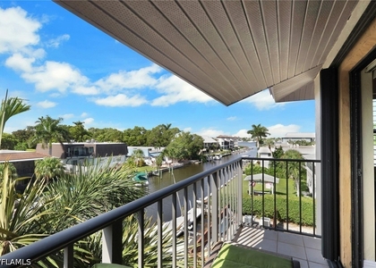 1400 Blue Point Avenue - Photo 1